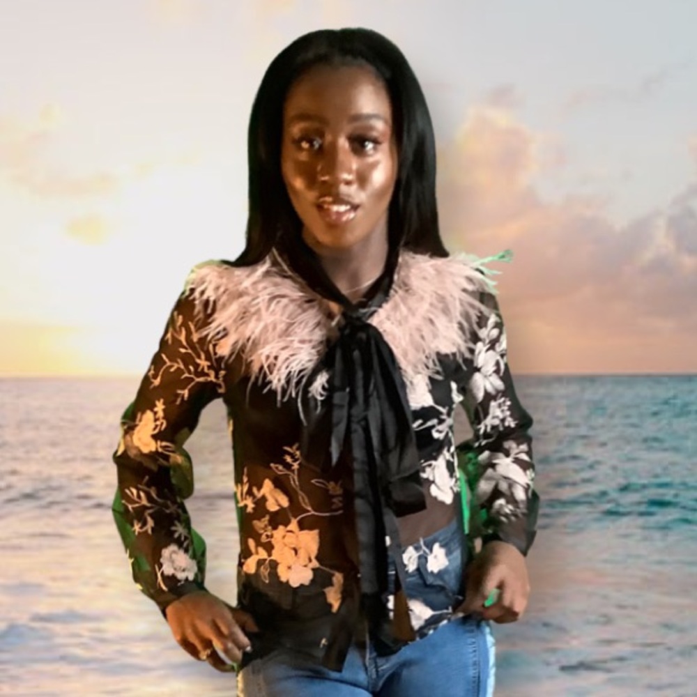 FloralDecoration:EmbroideryFit top